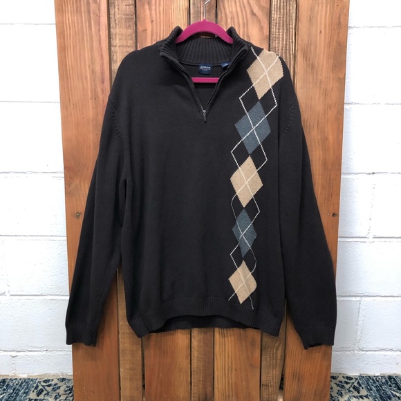 Arrow Other - Men’s size extra large black arrow argyle sweater